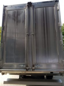 Water break trailer cleaner mm31